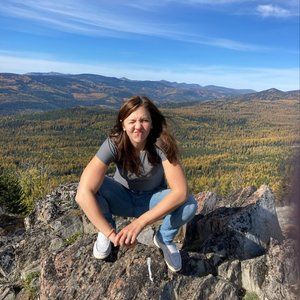 Meet your Posher, Emily